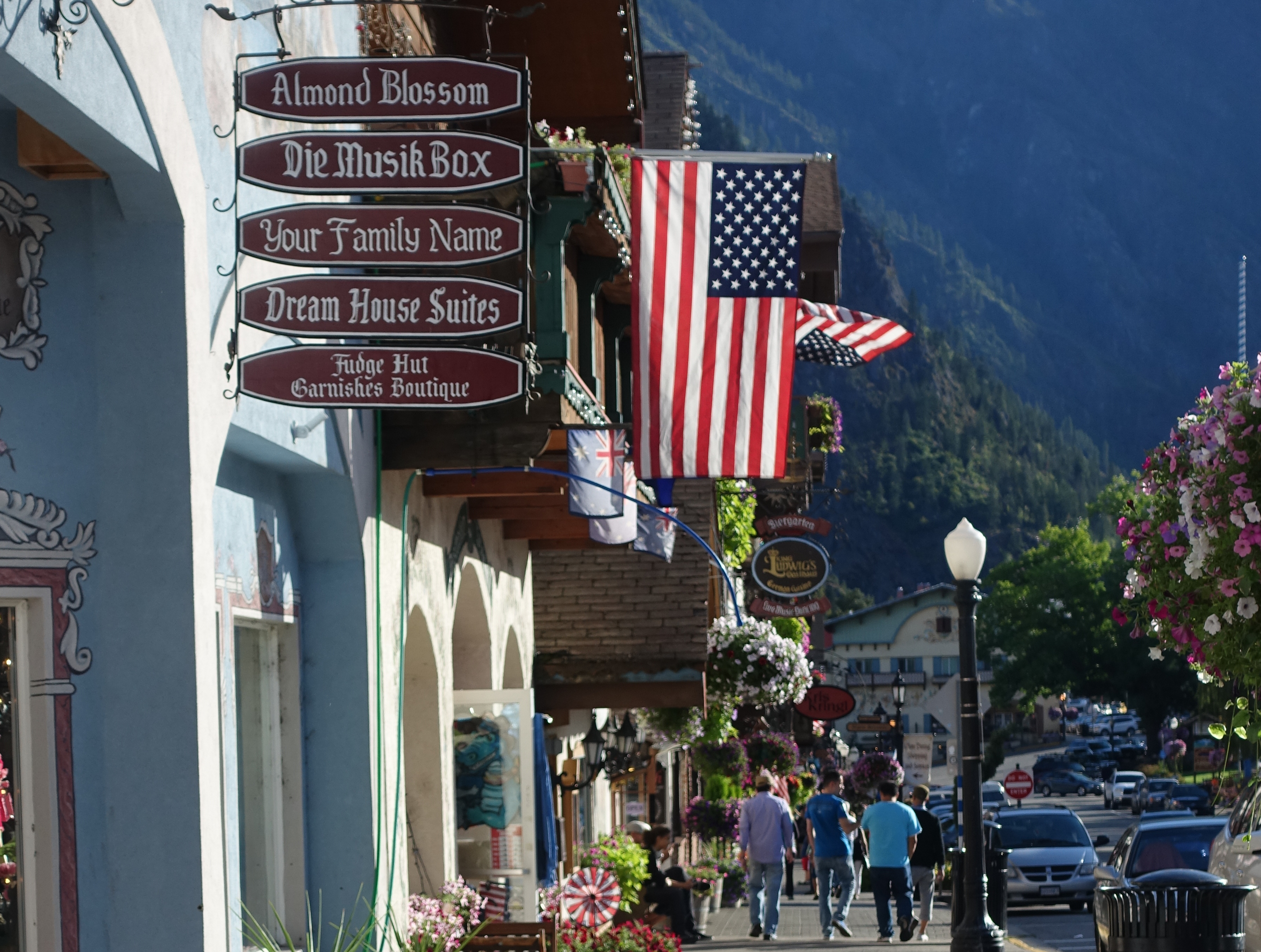 leavenworth-street-scenes-2